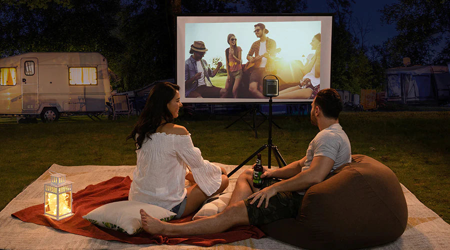 How to Set Up an Outdoor Home Theater？